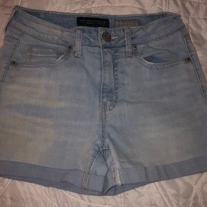 Aeropostale light blue denim cuffed shorts size 0